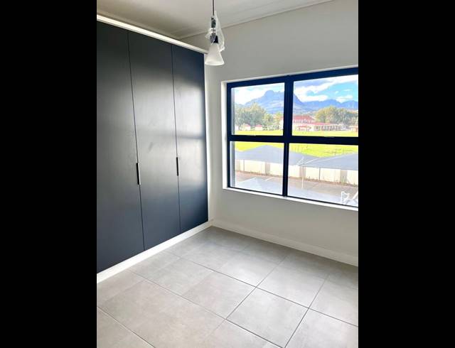 1 BEDROOM PROPERTY TO RENT IN THE HUNTSMAN